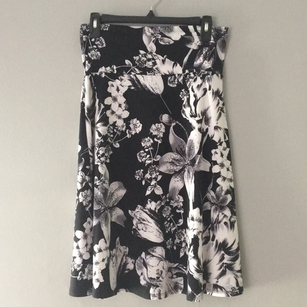 Lularoe Azure skirt